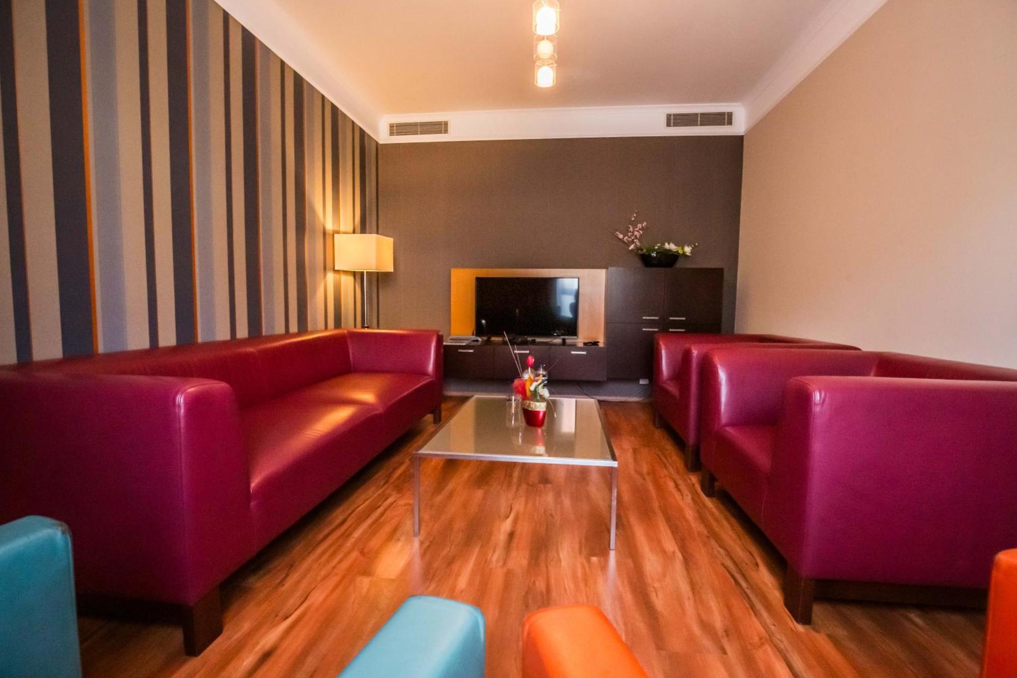 Impiq Hotel Trnava Exterior photo