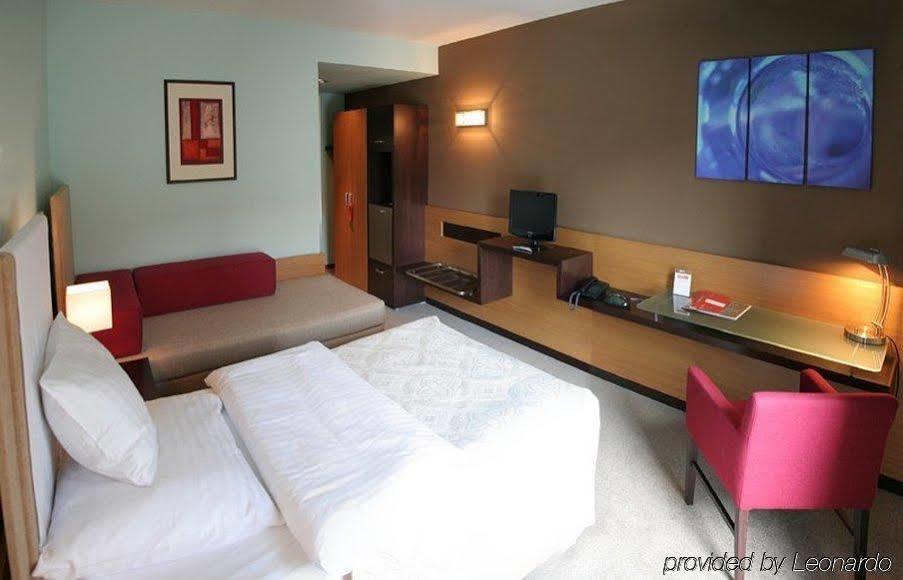 Impiq Hotel Trnava Exterior photo